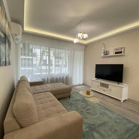 Apartment Sunshine Homes Zamárdi
