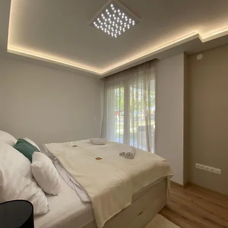 Sunshine Homes Apartamento Zamárdi