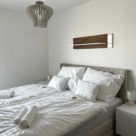 Apartment Sunshine Homes