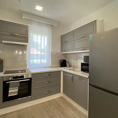 Apartamento Sunshine Homes Zamárdi