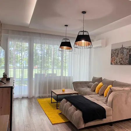 Appartement Sunshine Homes Zamárdi