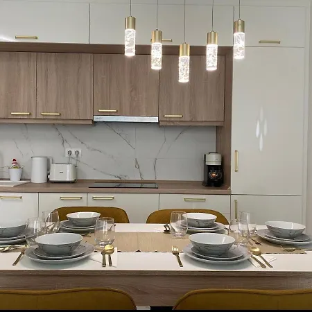 Sunshine Homes Lejlighed *