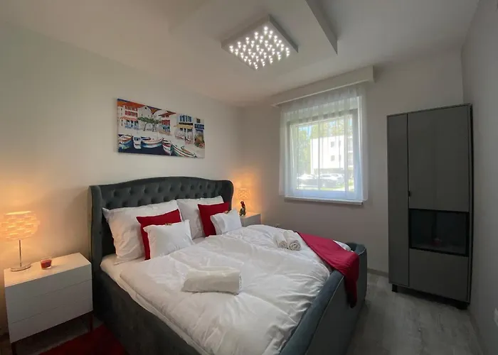 Sunshine Homes Apartment *